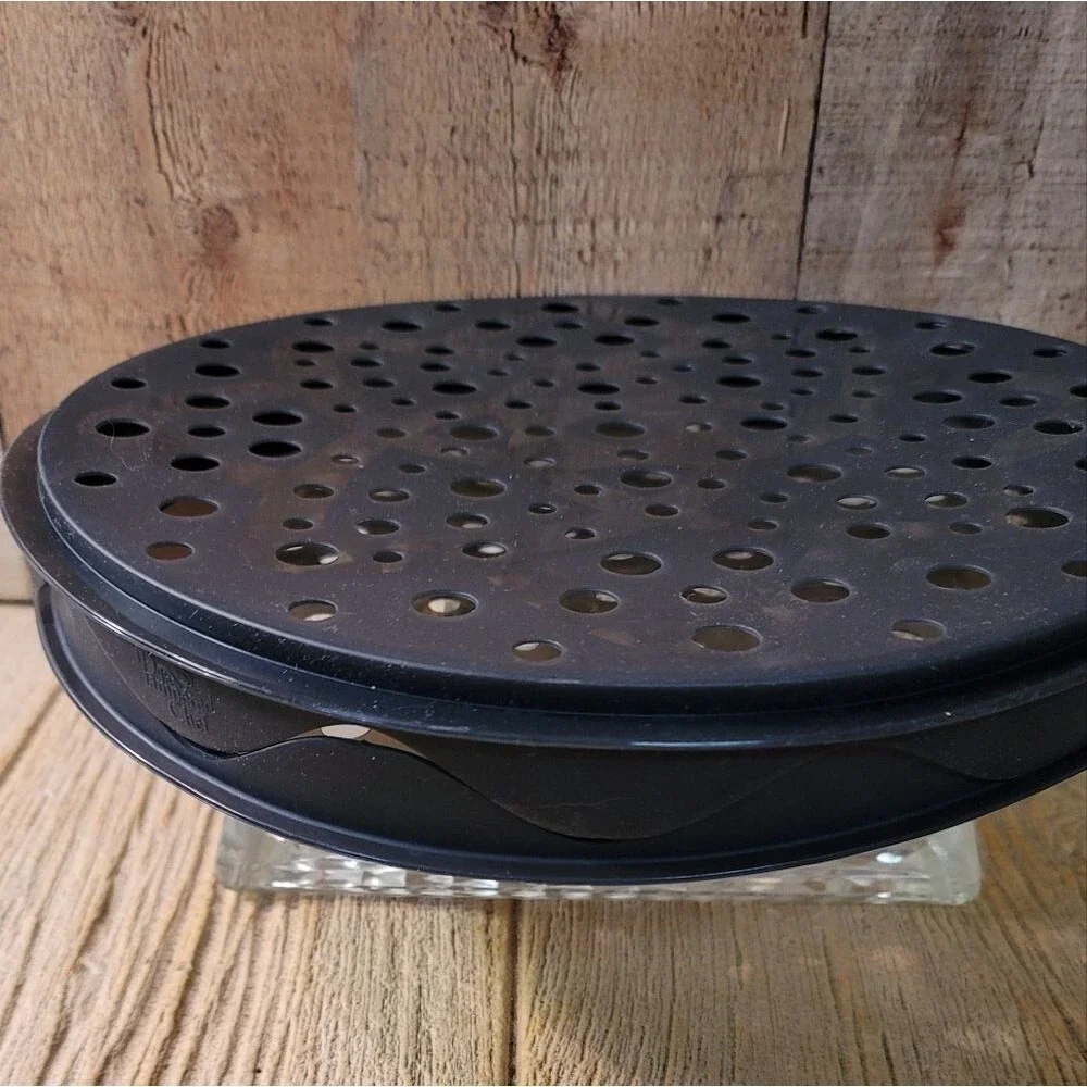 Pampered Chef Microwave Potato Chip Maker